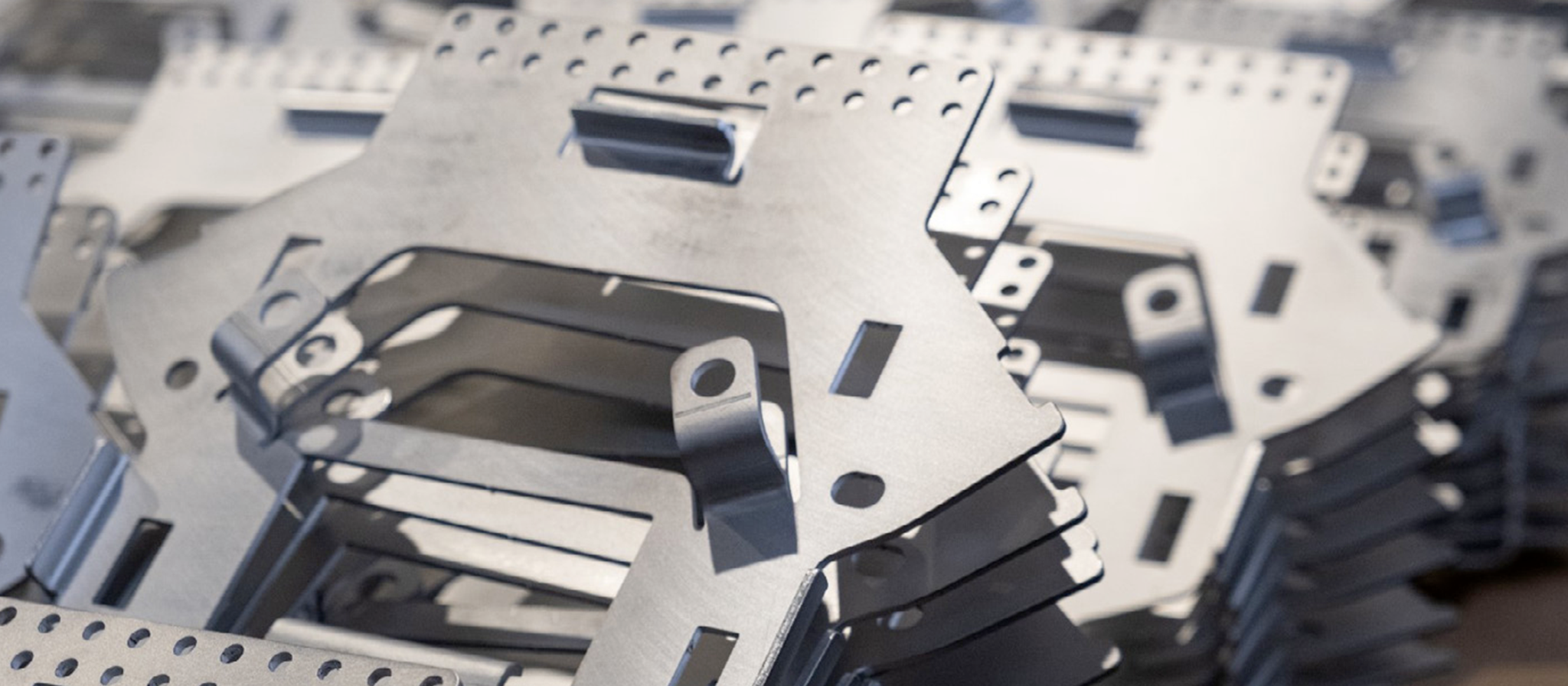 Laserlam2-cropped-2048x896 https://azerouno.it/wp-content/uploads/2026/02/Laserlam2-cropped-2048x896-1.png